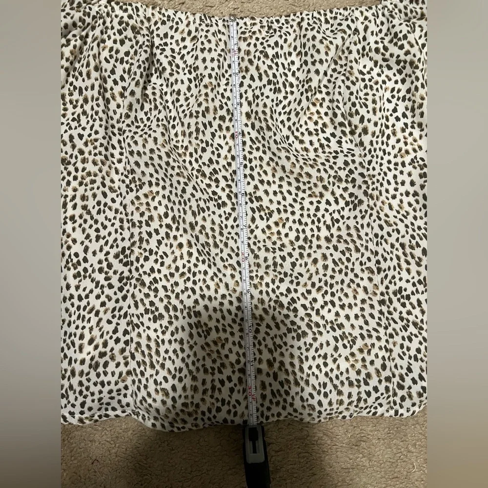 Abercrombie Leopard Print Puff Sleeve Top